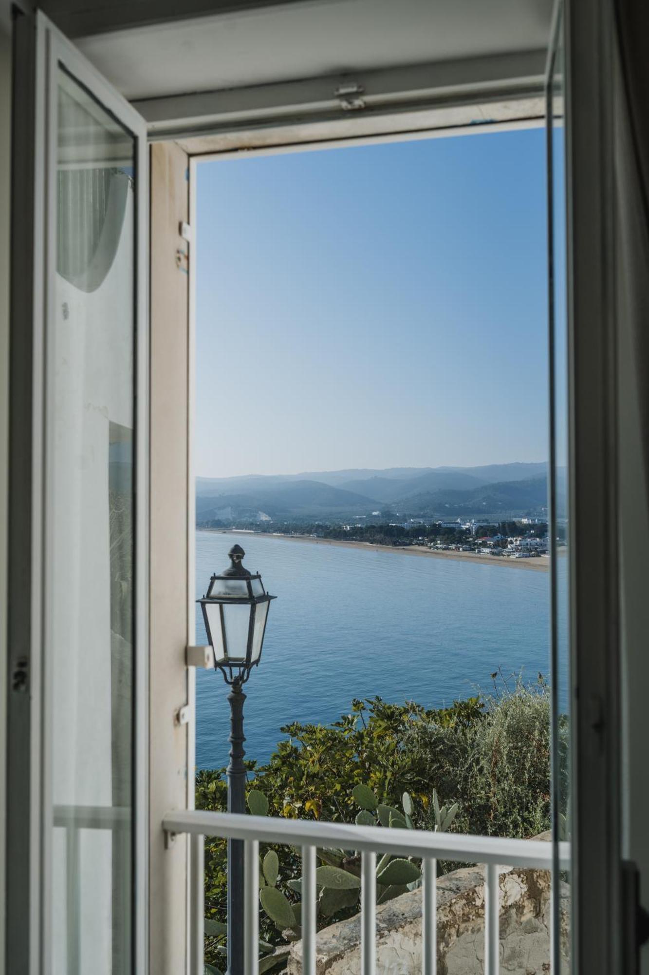 Casa Tua - Sea View Onda Apartment Vieste Ngoại thất bức ảnh